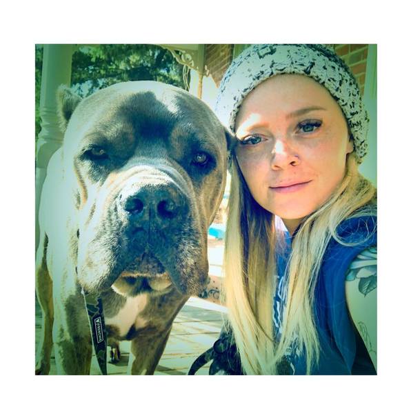 Profile Picture of Deidre Baverstock (@deezy_b) on Poshmark