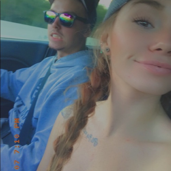 Profile Picture of Kayla Wainwright (@kaylalynnwain) on Poshmark