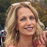 Profile Picture of Michele Froehlich (@behomeincharleston) on Instagram