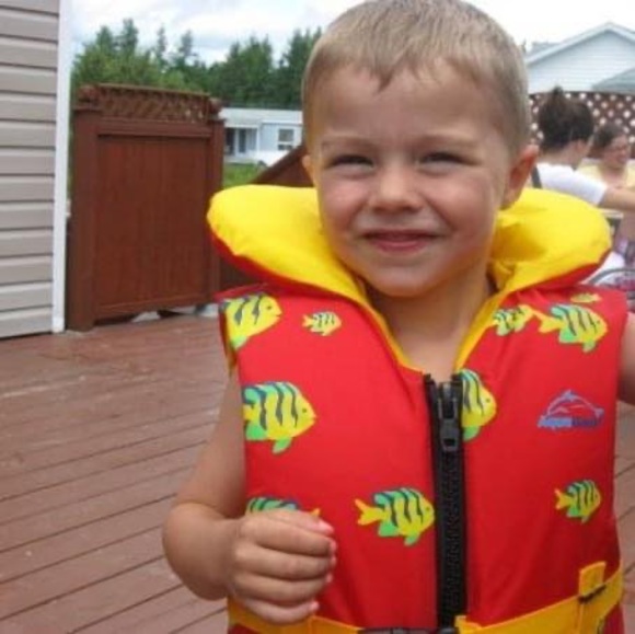 Profile Picture of Jérémy Dumont (@jeremydum) on Poshmark