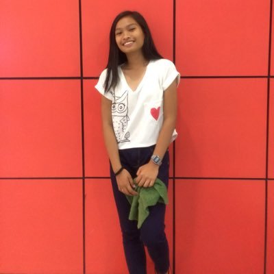 Profile Picture of Phoebe Lucas (@phoebelucas18) on Twitter