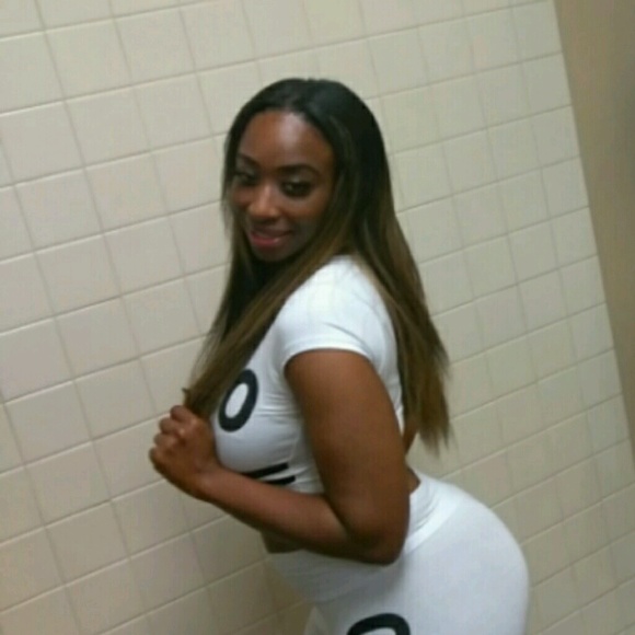 Profile Picture of Darcell Ingram (@darcellingram) on Poshmark