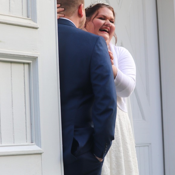 Profile Picture of Alyssa Chase (@achase20) on Poshmark