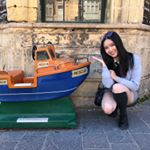 Profile Picture of Chloe Tang (@azuretako) on Instagram