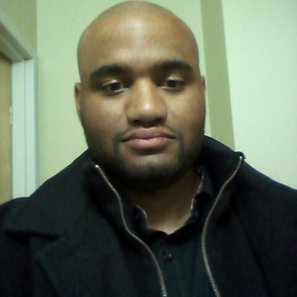 Profile Picture of Eli Lafuente (@elilafuente) on Poshmark