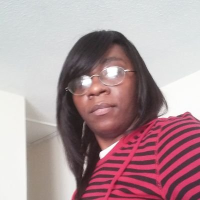 Profile Picture of T Freeman-Thompson (@TLFThompson) on Twitter