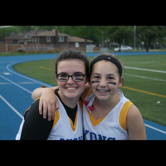 Profile Picture of Nicole Murino (@nicolemary71601) on Poshmark