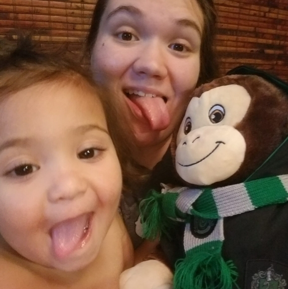 Alison Wonderland - Poshmark Profile Picture of Alison Wonderland (@alisonwonder619) on Poshmark