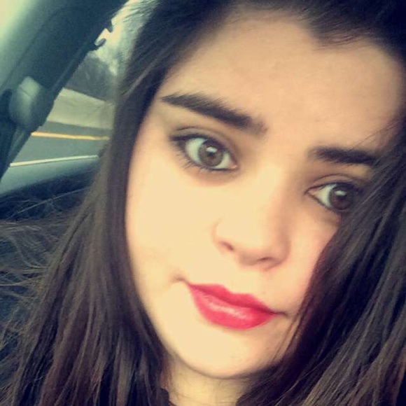 Profile Picture of Kristen Calavano (@kcalavano1) on Poshmark