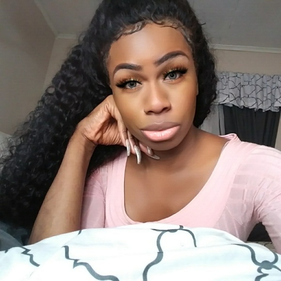 Profile Picture of Zariah Mccullum (@zariah_mccullum) on Poshmark