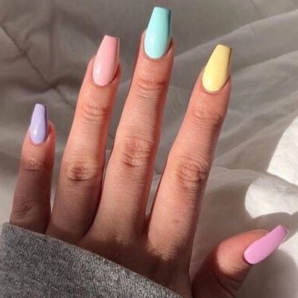 Profile Picture of Brianna Carson (@briannac501) on Poshmark