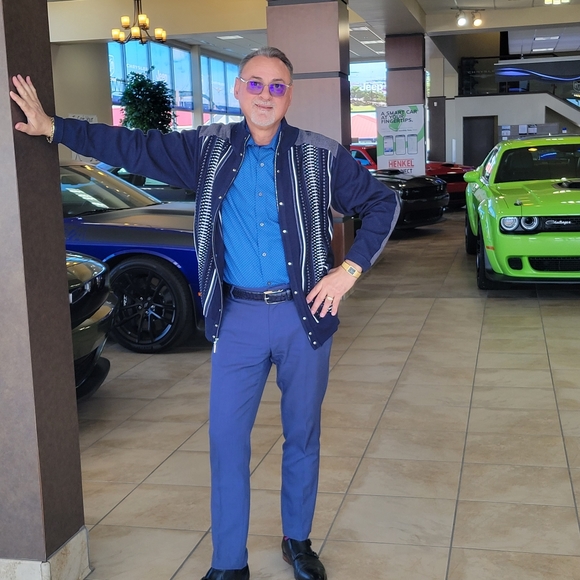 Profile Picture of Gale Cvitkovic (@galezline) on Poshmark