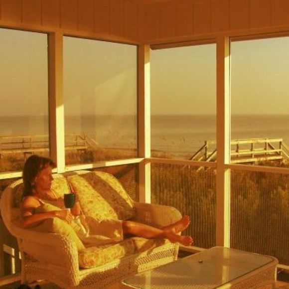 Profile Picture of Nancy Nippes (@nnoceanview) on Poshmark