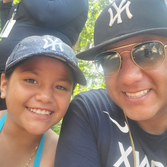 Profile Picture of Moises Salazar (@mdsnyc22) on Poshmark