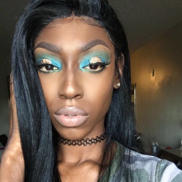 Profile Picture of Bryanna Wright (@naykedcustoms) on Poshmark