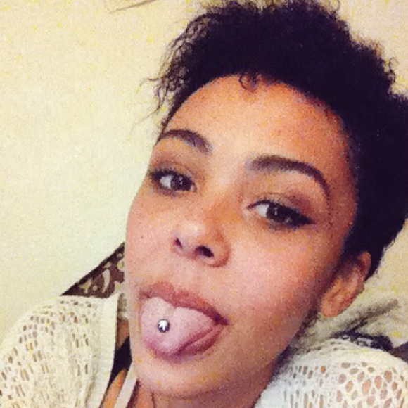 Profile Picture of Jasmine Hiney (@xoxojazzy13) on Poshmark