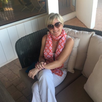 Profile Picture of Michele Dowling Johnson (@MDowlingJohnson) on Twitter