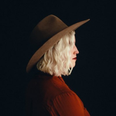 Profile Picture of Justine Vandergrift (@JustineVmusic) on Twitter