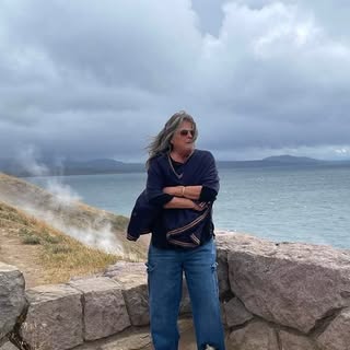 Profile Picture of Adrienne Fallon Hinds (@avhindsight) on Instagram