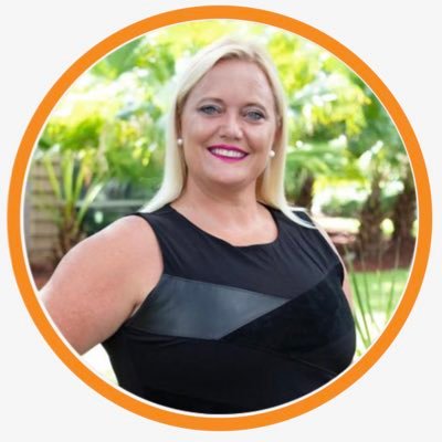 Profile Picture of Kim Hennessy (@KimHennessy15) on Twitter