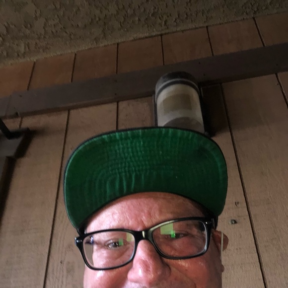 Profile Picture of Jeffrey Sapienza (@jeffreysapie953) on Poshmark