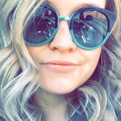 Profile Picture of Hannah Houle (@thatotherhoule) on Twitter