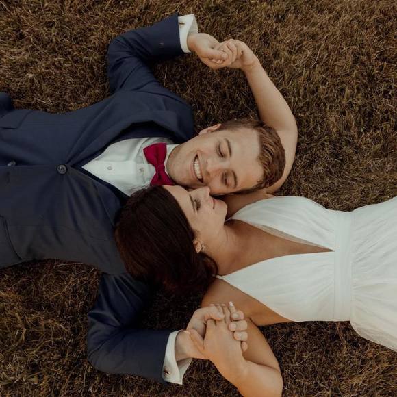 Profile Picture of Emily Andry (@eandry) on Poshmark