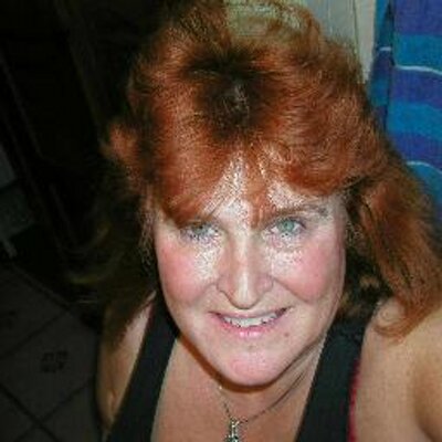 Profile Picture of Sandy Casey (@clydeenekc) on Twitter