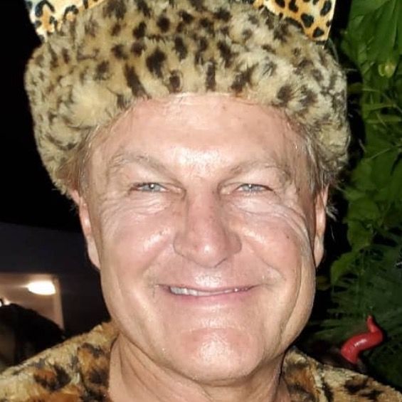 Profile Picture of Danny Fitzgerald (@dannyhollywoodhomes) on Tiktok