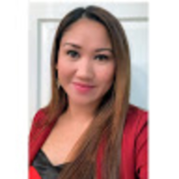 Profile Picture of Anne Adriano (@anne_adriano) on Poshmark