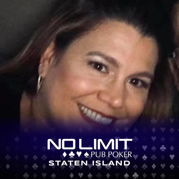 Profile Picture of Nycole Vannata (@nycolec76) on Poshmark