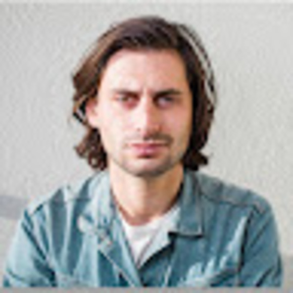 Profile Picture of Benjamin Gorodetsky (@bgorodetsky) on Poshmark