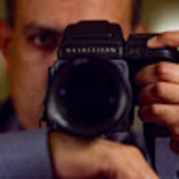 Profile Picture of Imran Mirza (@luxlifer) on Poshmark