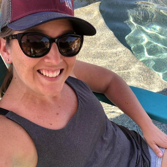Profile Picture of Stacy Ludwig (@ludwig1717) on Poshmark