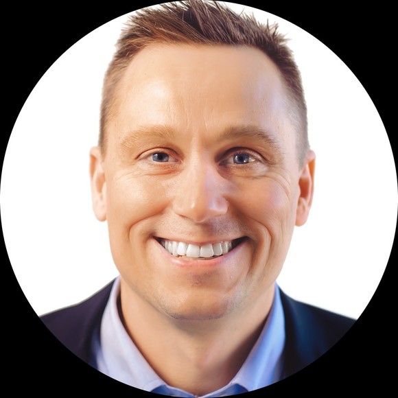 Profile Picture of David Colliver (@davidcolliver) on Poshmark