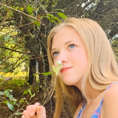 Profile Picture of HaleyCatherineBurch_ (@HaleyCatherine8) on Twitter
