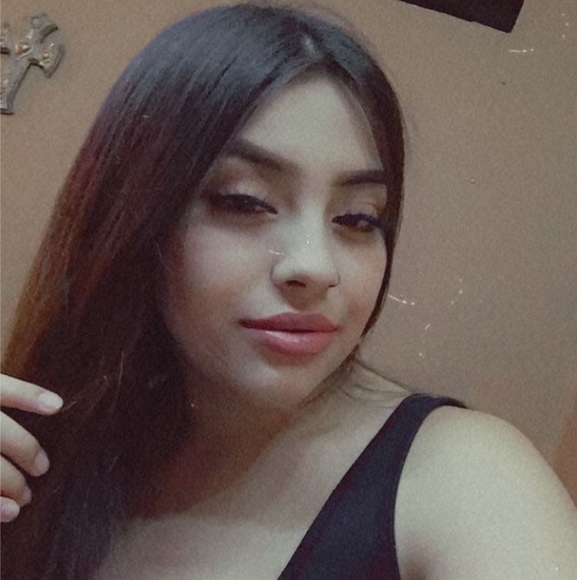 Profile Picture of Cassandra Lara (@cassandralar838) on Poshmark