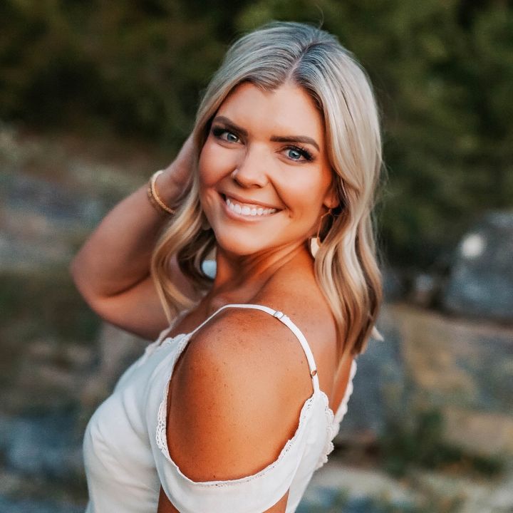 Profile Picture of Lindsay Ray (@@lray6411) on Tiktok