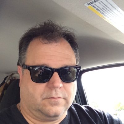 Profile Picture of Robert Caddell (@rcaddell90) on Twitter