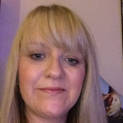 Profile Picture of Stacey Davison (@spaceydavison) on Twitter