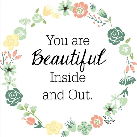 Profile Picture of Paris Renovato (@parisrenovato) on Poshmark