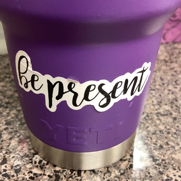 Profile Picture of Heidi Yakas (@hyakas) on Poshmark