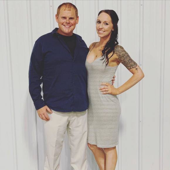 Profile Picture of Wendy Alderin (@wendyalderin) on Poshmark