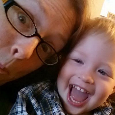 Profile Picture of April Huff (@6887b0761f88473) on Twitter