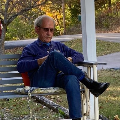 Profile Picture of Ivan Wallace (@iewallace3) on Twitter