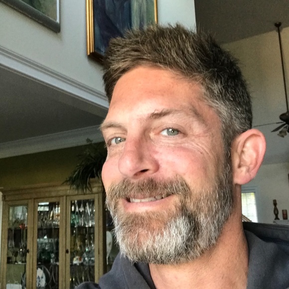 Profile Picture of Jason Hamlin (@jhamlin38) on Poshmark