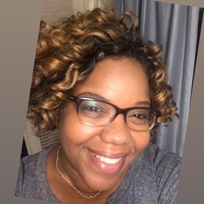 Profile Picture of Ramona Brown (@Brown12857) on Twitter