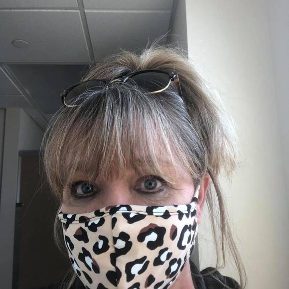 Profile Picture of Diane Weidmann (@dianeweidmann) on Poshmark
