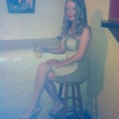 Profile Picture of Amanda Birch (@AmandaJBirch) on Twitter