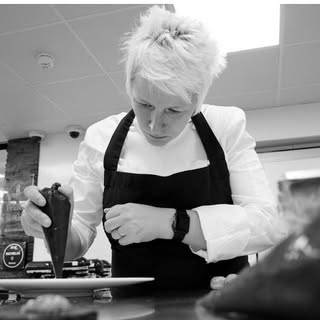 Profile Picture of Lisa Goodwin-Allen (@chef_lisa_goodwinallen) on Instagram